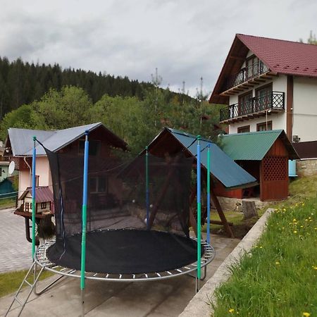 Holiday Home Melodiya Karpat Yaremche Exterior foto